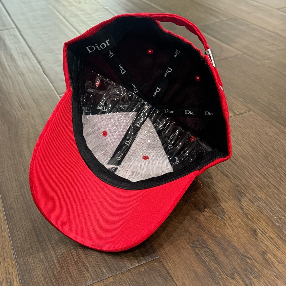 Dior Red Baseball Cap - Picture 6 of 6